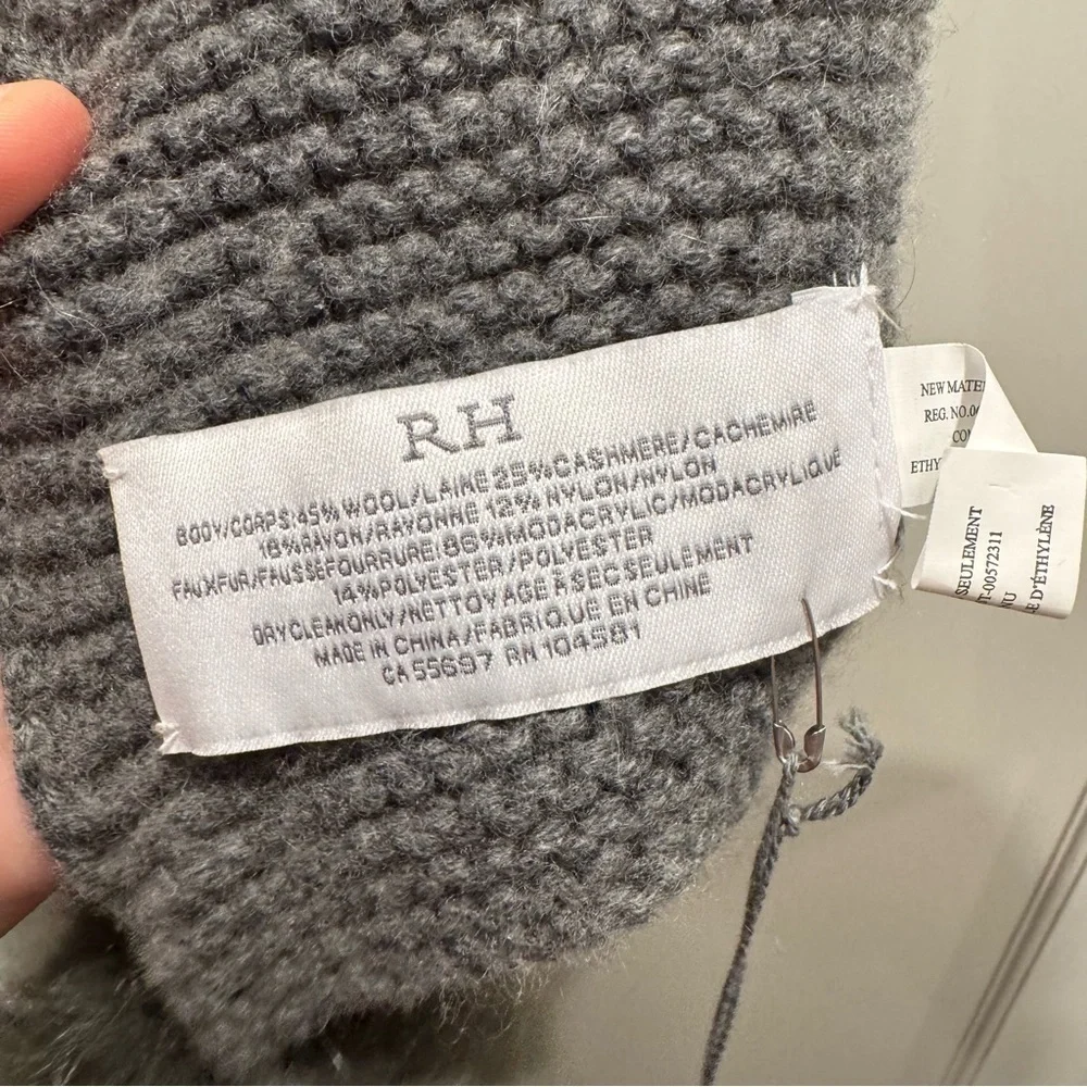 NWT‎ Restoration Hardware Cashmere Scarf Gifting Christmas Gift Ready Holiday